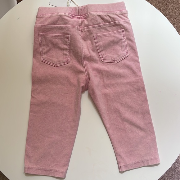 NWT ZARA stretchy jeans in pink - Picture 2 of 2